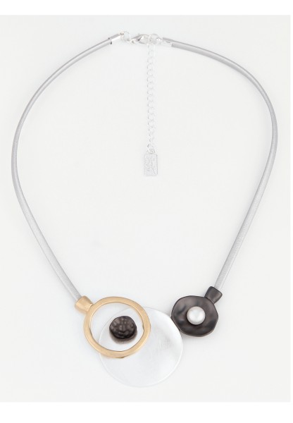 Leslii kurze Halskette veganes Lederband mit Scheibenanhänger in Gold Grau